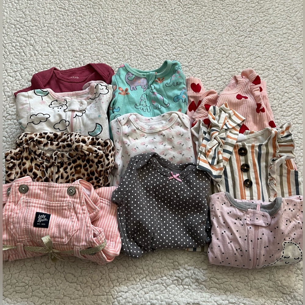 Baby Girl Size 0-3 Months Clothing Set 10 Pieces Total